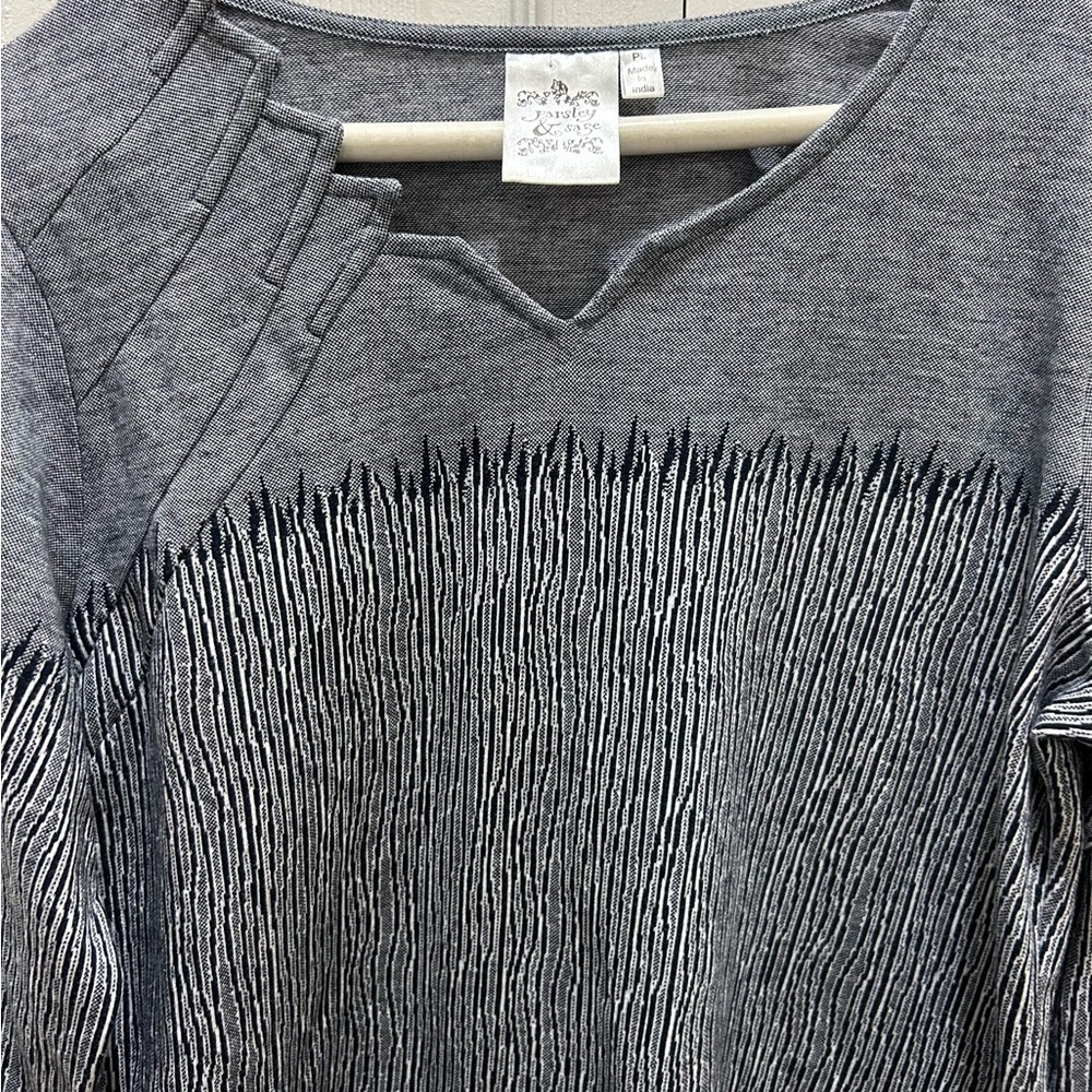 Parsley & Sage Charcoal Knit Top PL - Picture 2 of 4